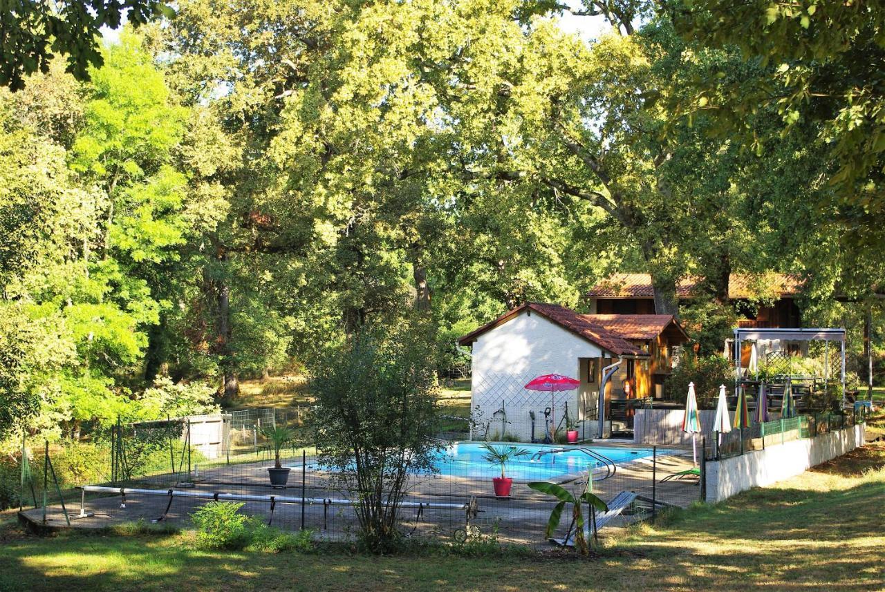 Les Chalets Du Gelat, Nature Et Calme Noaillan Exteriör bild